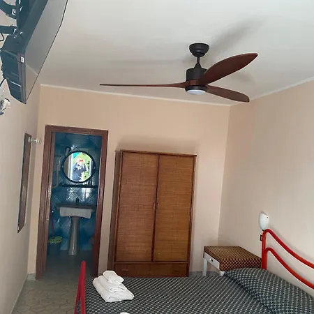 Cinquestelle Albergo Del Centro Storico 3*