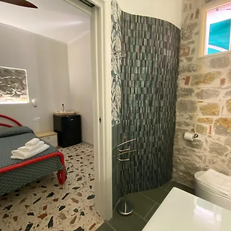 Cinquestelle Albergo Del Centro Storico Hotel