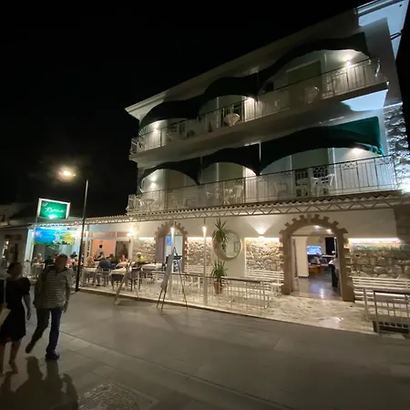 Hotel Cinquestelle Albergo Del Centro Storico 3*