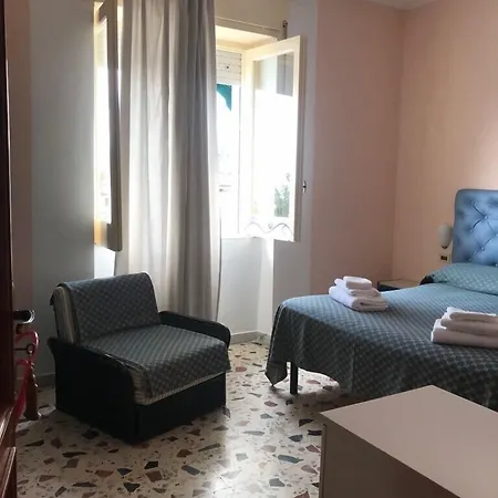 酒店 Cinquestelle Del Centro Storico 帕利努罗