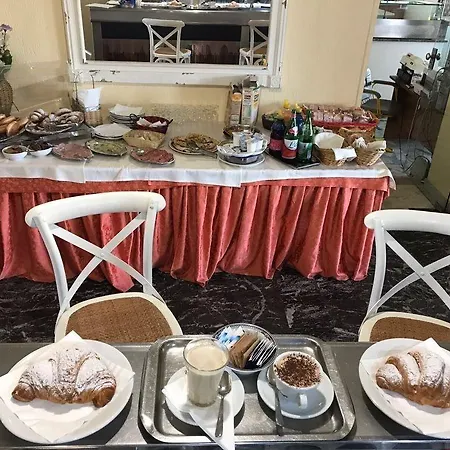 Cinquestelle Albergo Del Centro Storico 3*