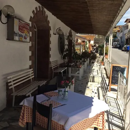 Cinquestelle Albergo Del Centro Storico Hotel