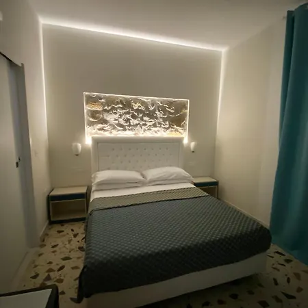 Cinquestelle Del Centro Storico Hotel