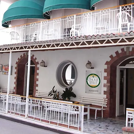 Cinquestelle Albergo Del Centro Storico 3*